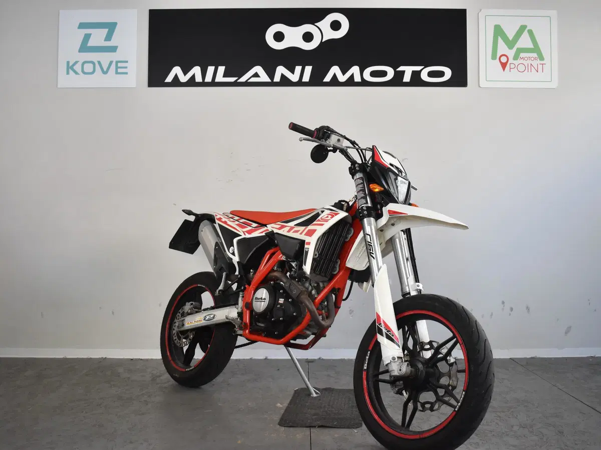 Betamotor RR 125 4T Motard LC (2021 - 23) (2)