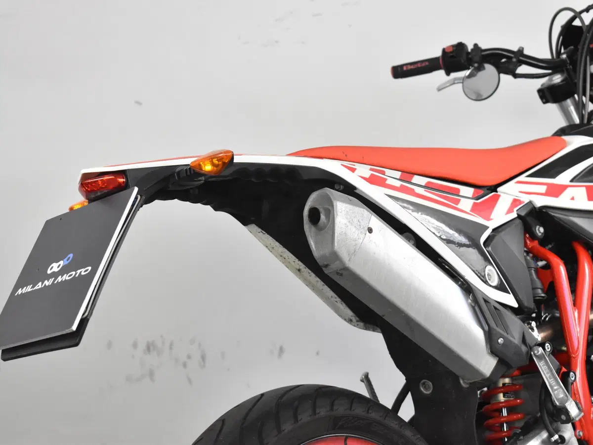 Betamotor RR 125 4T Motard LC (2021 - 23) (7)