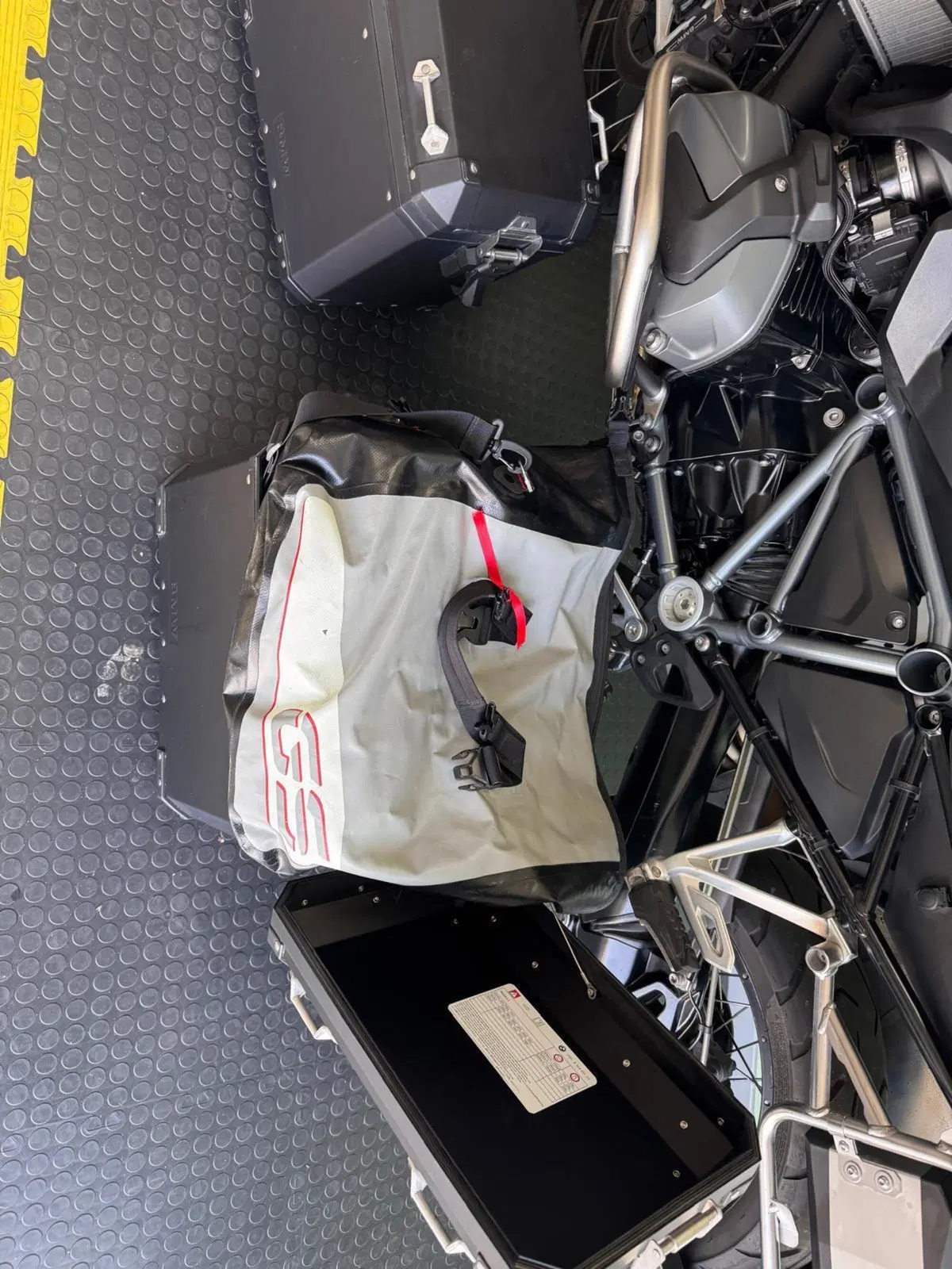 Bmw R 1250 GS (2021 - 24) (16)