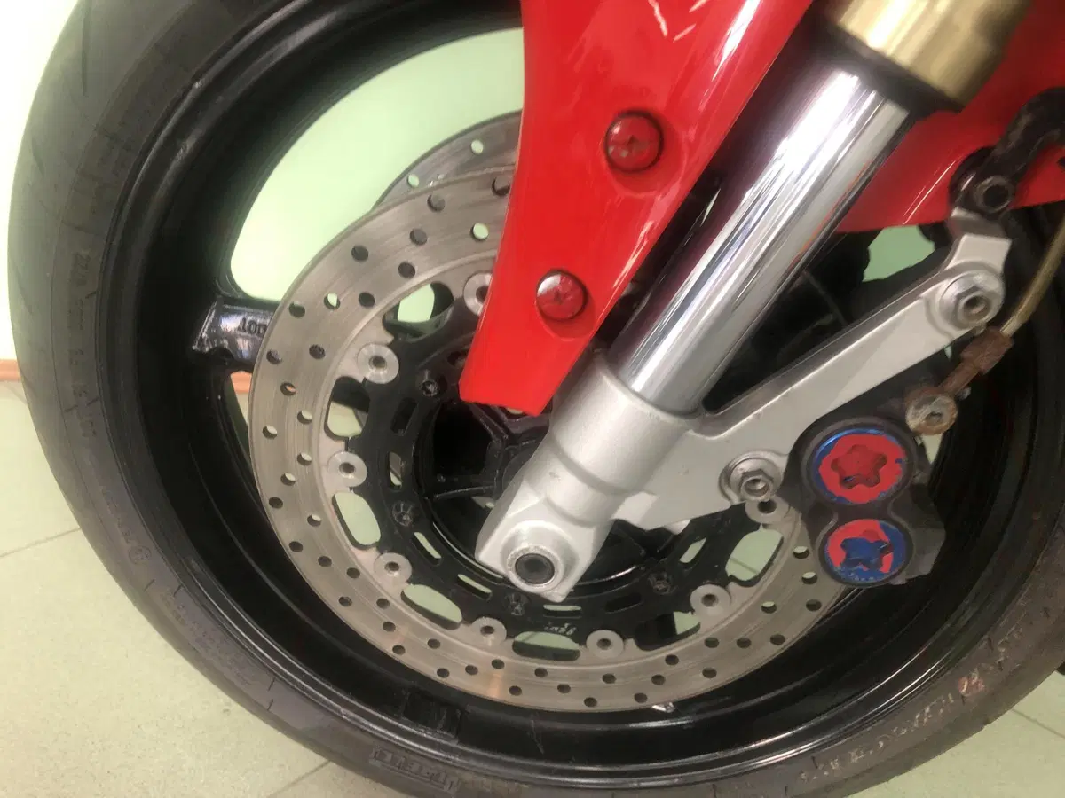 Yamaha YZF R1 (1998 - 99) (5)