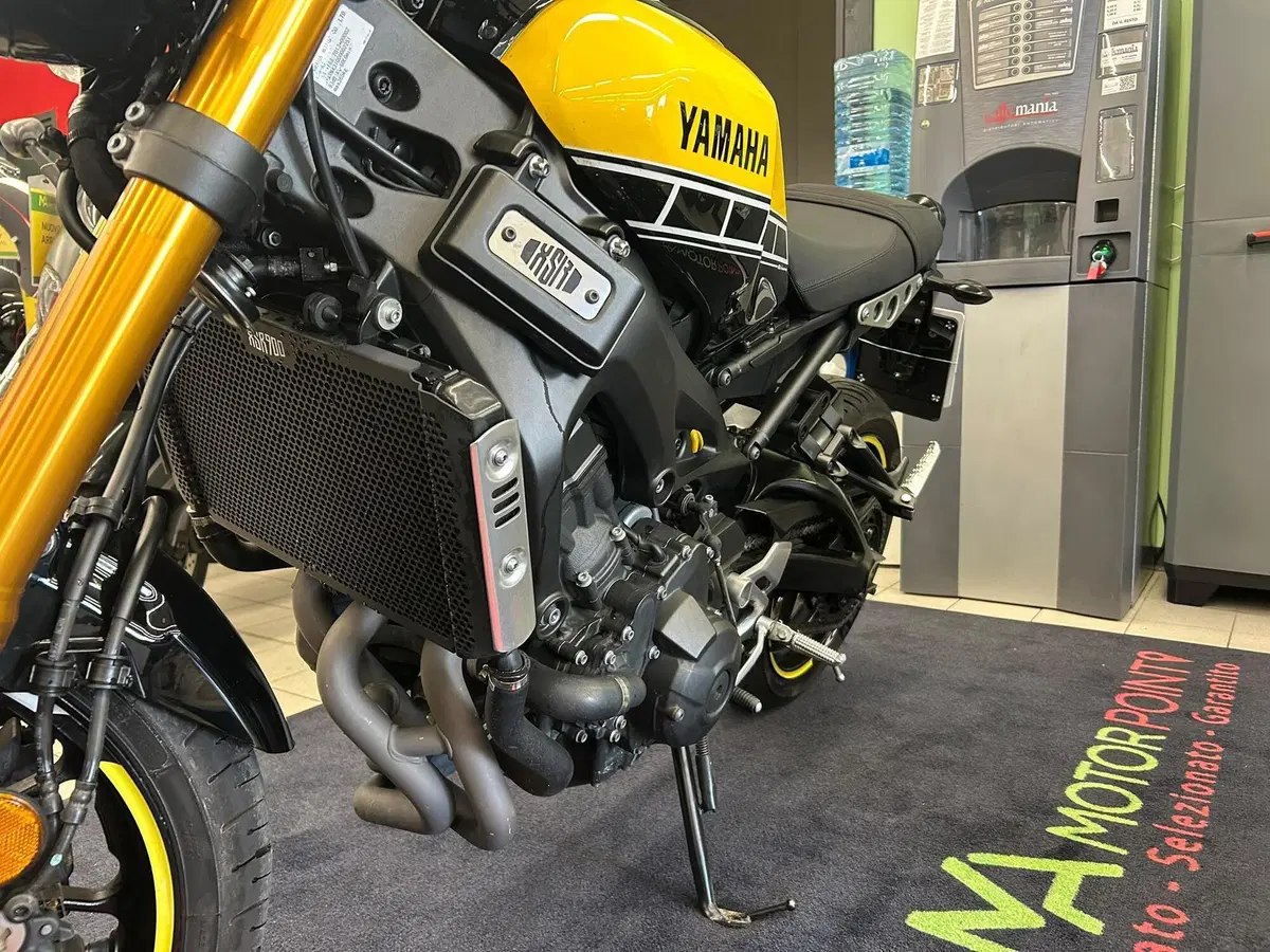 Yamaha XSR 900 ABS 60th Anniversary (2016 - 18) (3)