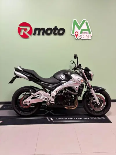 Suzuki GSR 600 (2006 - 11) usata