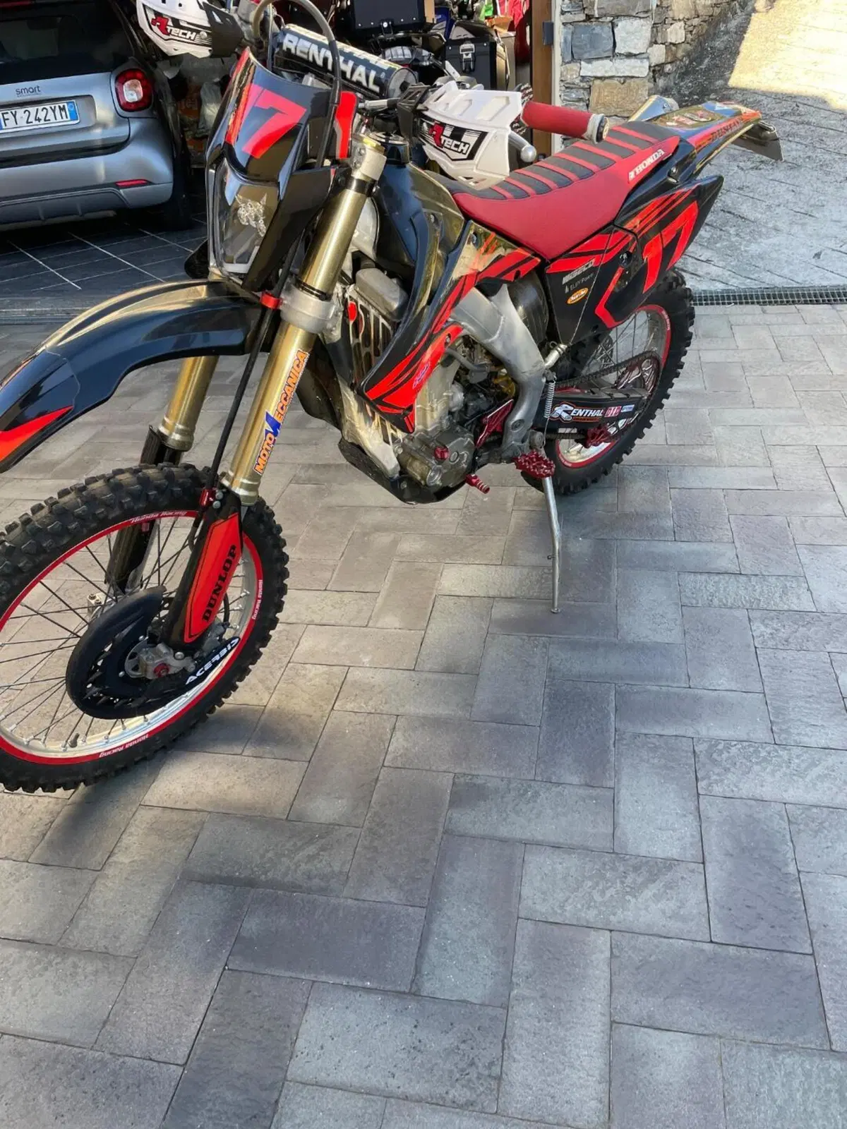 Honda CRF 250R (2005) (2)