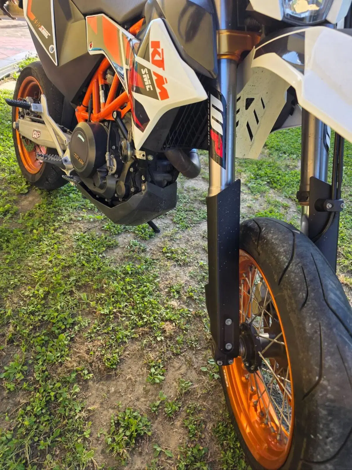 KTM 690 SMC R (2012 -17) (3)