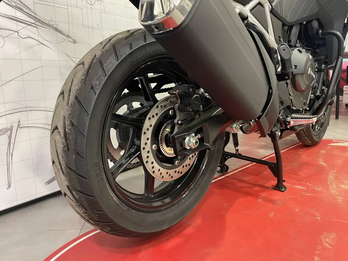 Suzuki V-Strom 800SE (2025 - 26) (11)