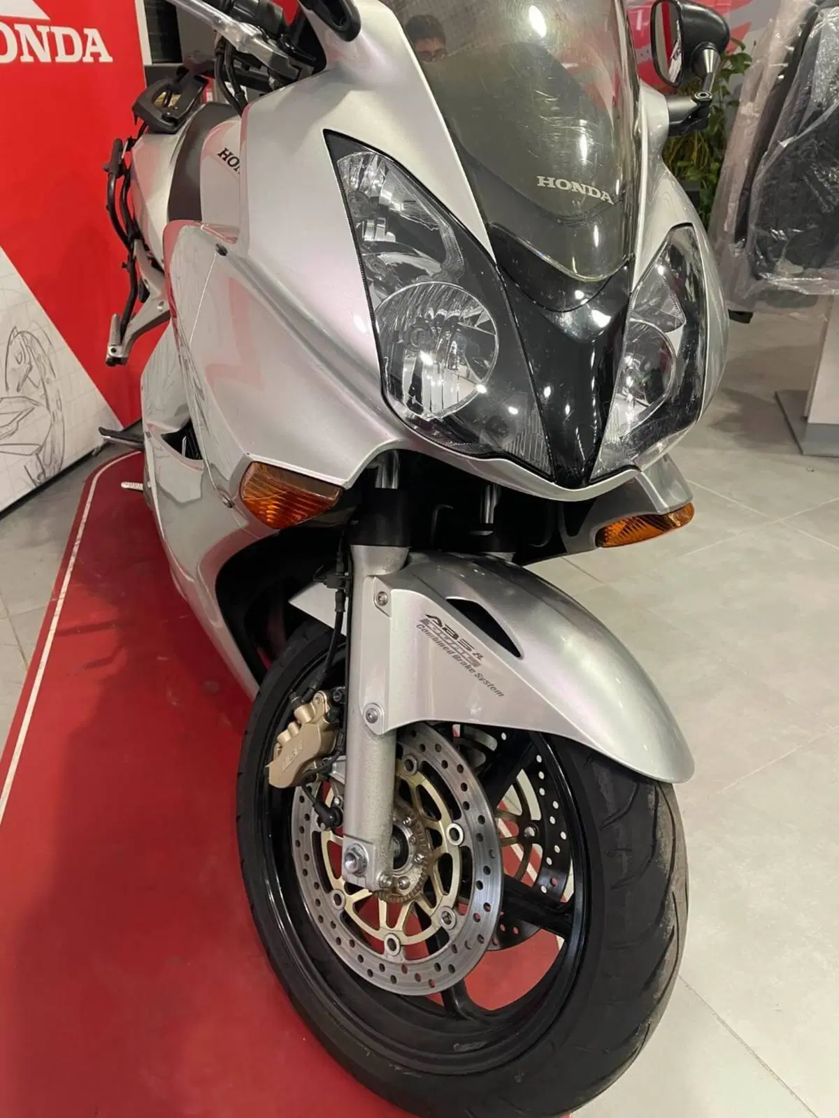 Honda VFR 800 ABS (2002 - 06)