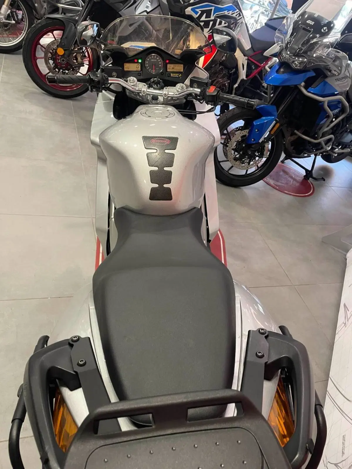 Honda VFR 800 ABS (2002 - 06) (5)