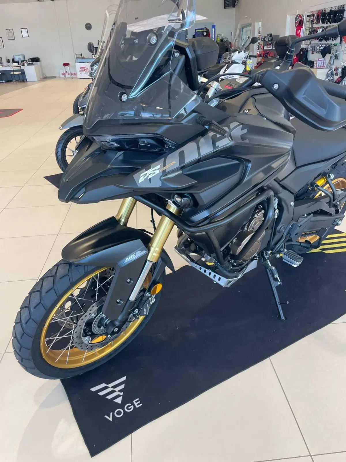 Voge Valico 625DSX (2025 - 26) (2)