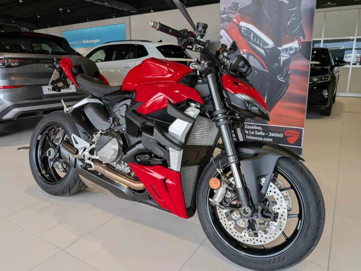 Ducati Streetfighter V2 (2022 - 24) (2)