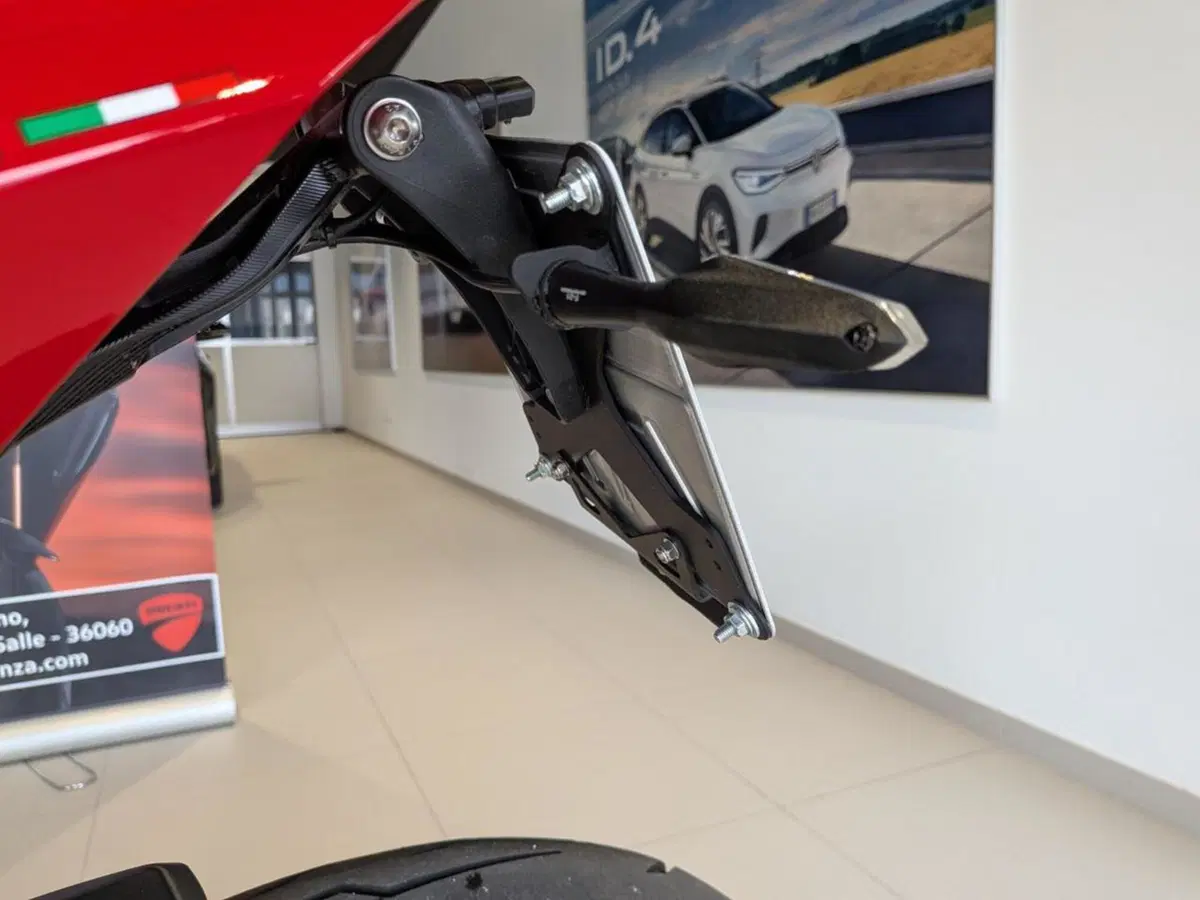 Ducati Streetfighter V2 (2022 - 24) (15)