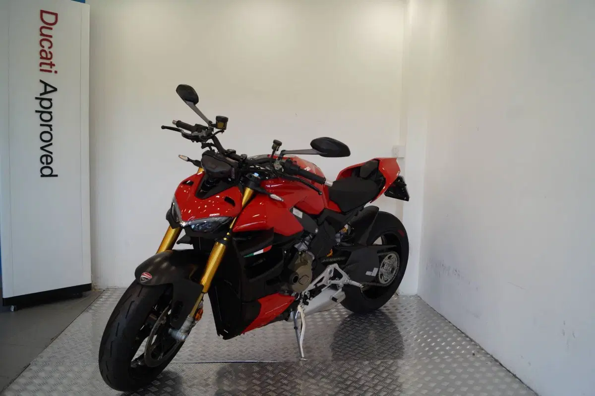 Ducati Streetfighter V4 1100 S (2020) (2)