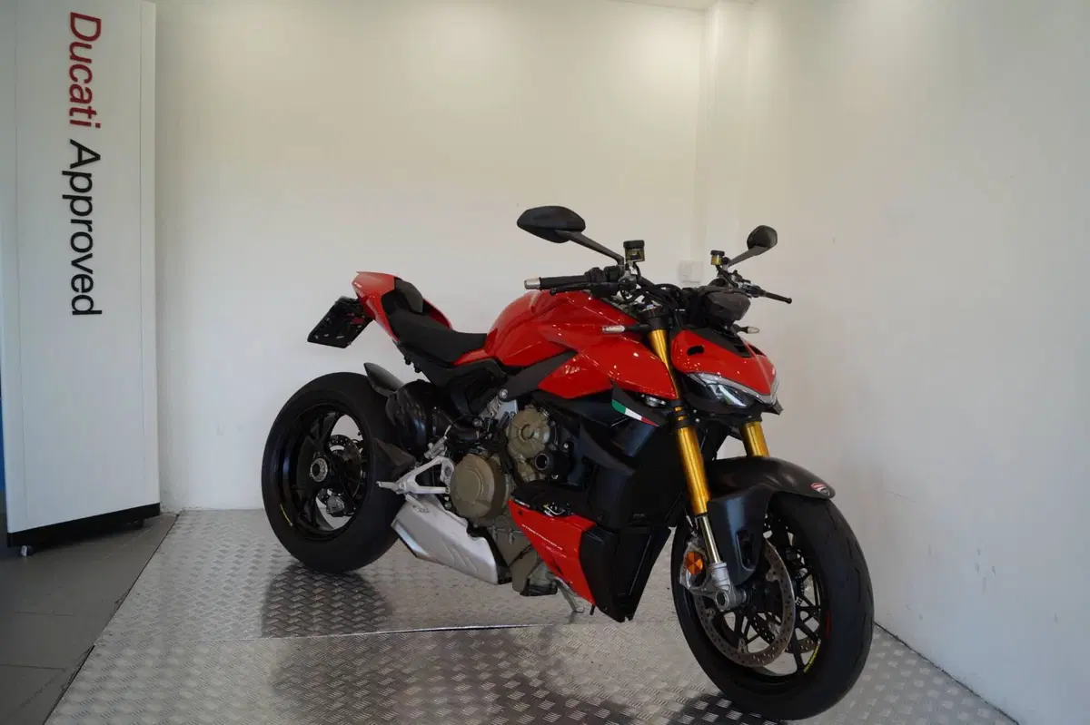 Ducati Streetfighter V4 1100 S (2020)