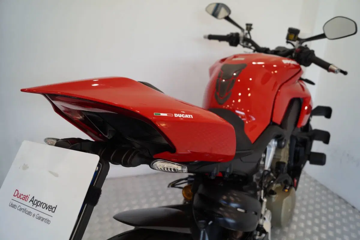 Ducati Streetfighter V4 1100 S (2020) (12)