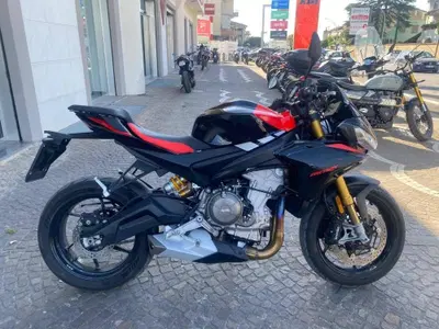 Aprilia Tuono 660 Factory (2025 - 26) usata
