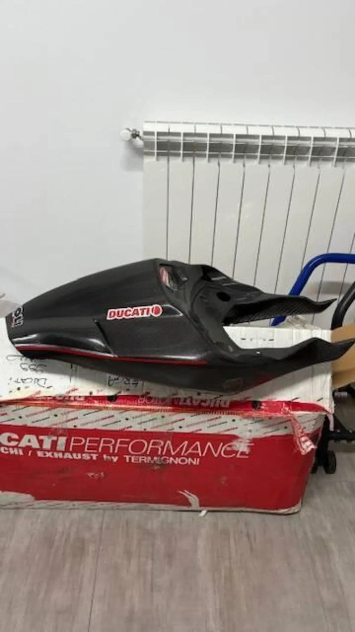 Codone in carbonio per Ducati 999/749 Febur (3)