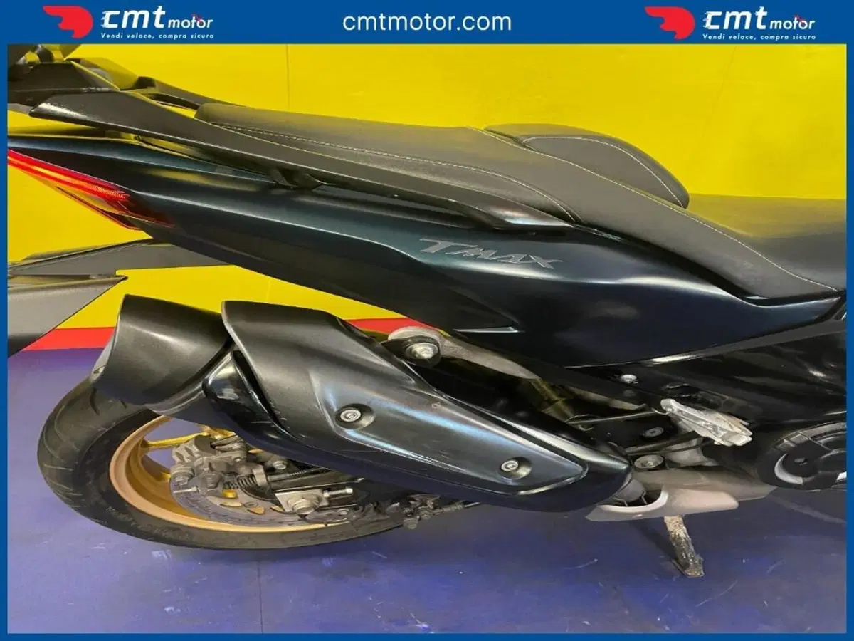 Yamaha T-Max 560 Tech Max (2022 - 24) (9)