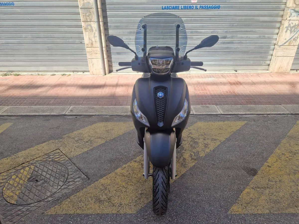 Piaggio Medley 150 S ABS (2021 - 25) (2)