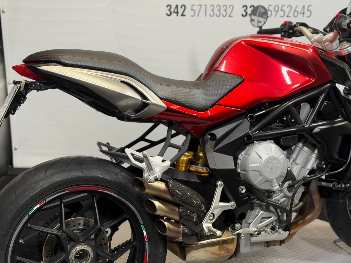 MV Agusta Brutale 800 EAS ABS (2012 - 15) (3)