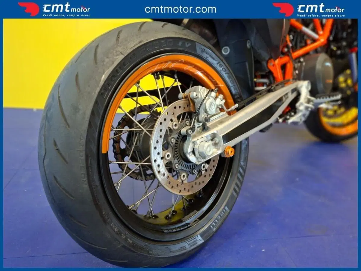 KTM 690 SMC R (2019 - 20) (9)