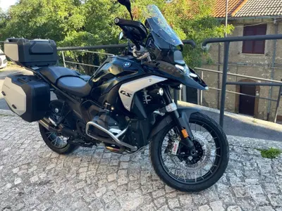 Bmw R 1300 GS Triple Black (2023 - 26) usata
