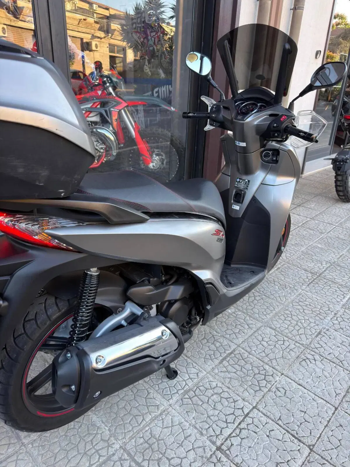 Honda SH 300 i Sport ABS (2018 - 20) (7)