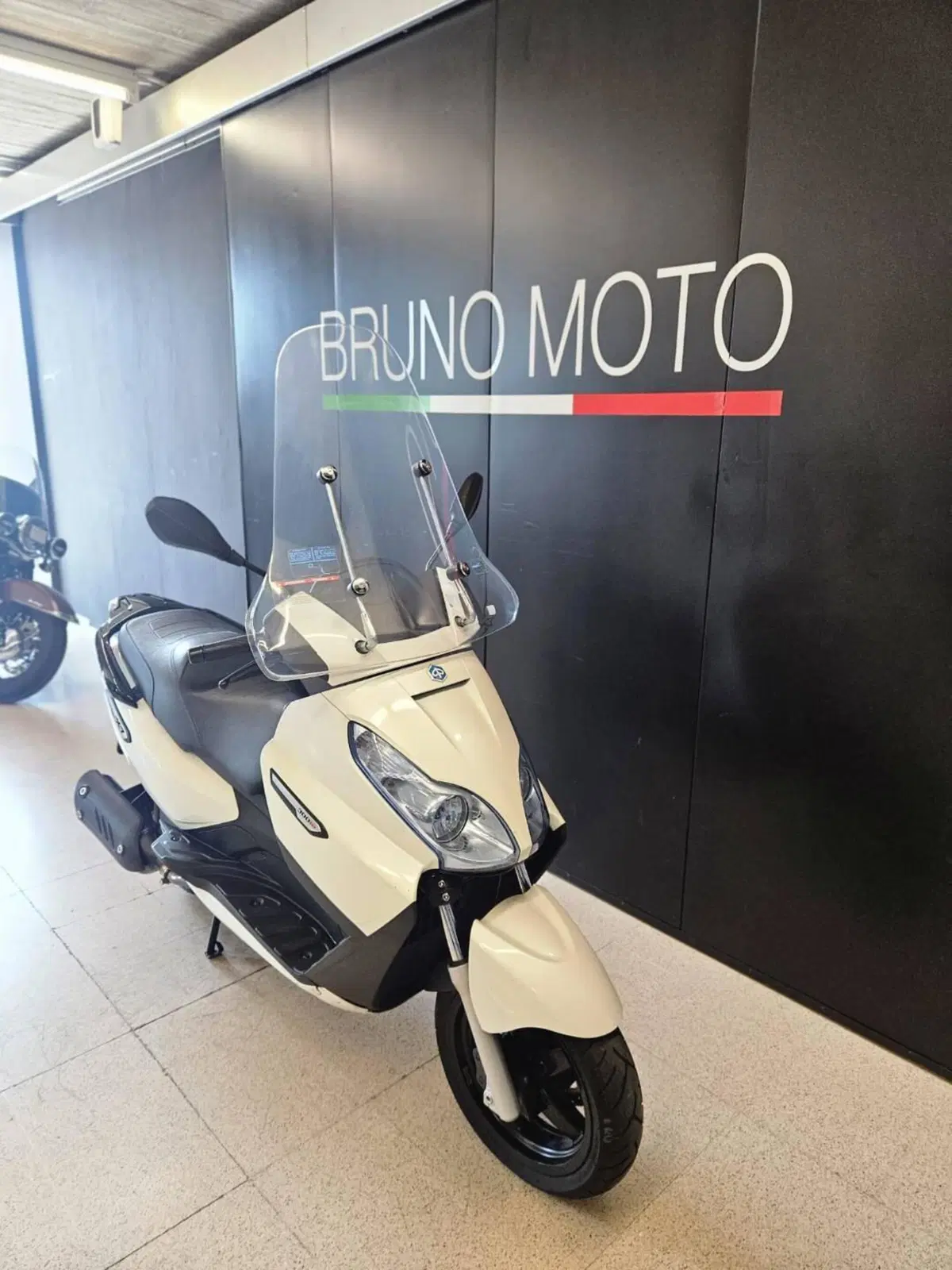 Piaggio X7 300 Evo ie (2009 - 14) (2)