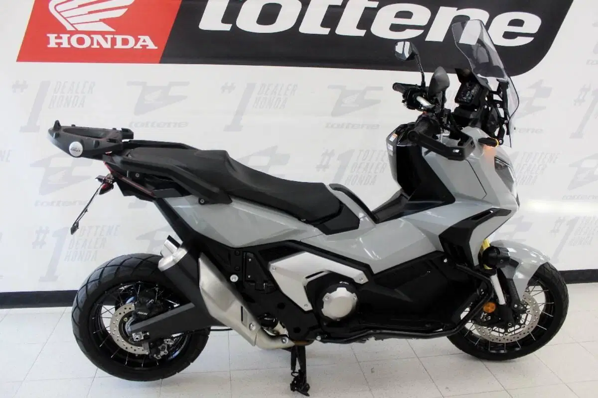 Honda X-ADV 750 DCT (2021 - 24) (2)