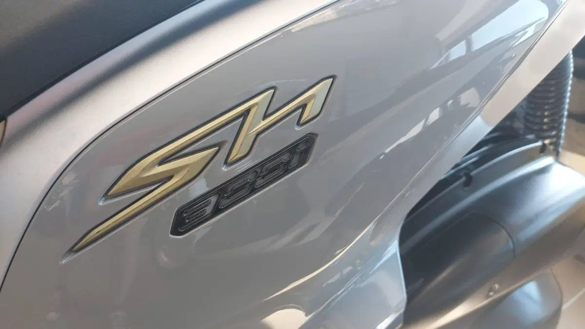 Honda SH 300 i Sport ABS (2018 - 20) (2)