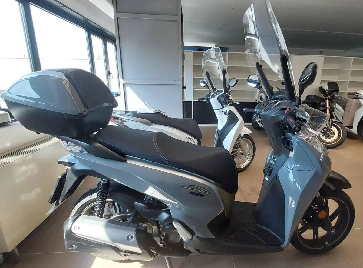 Honda SH 300 i Sport ABS (2018 - 20) (5)