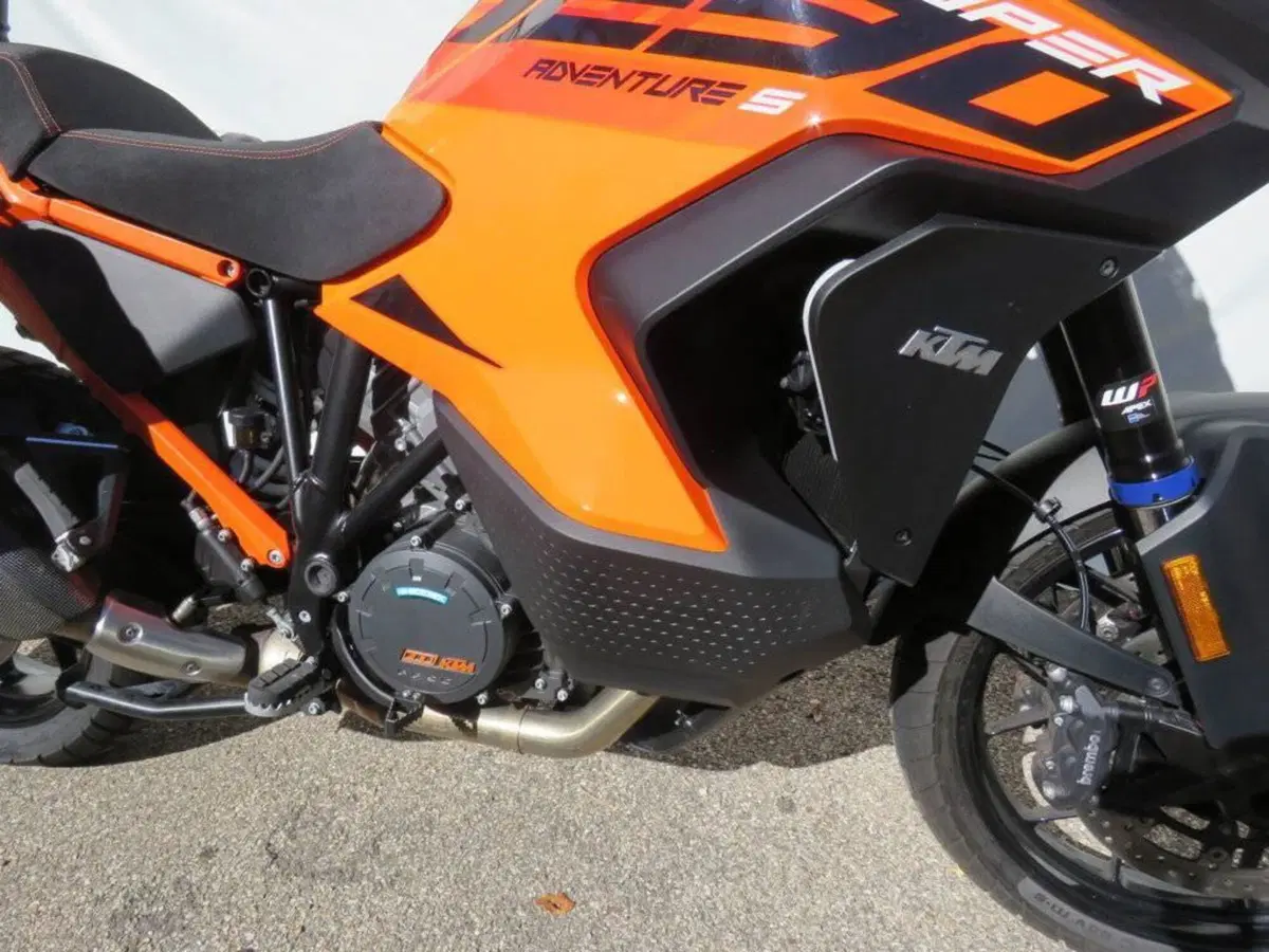 KTM 1290 Super Adventure S (2022 - 25) (10)