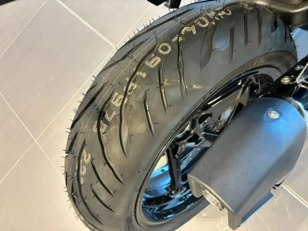 Bmw R 1300 R (2026) (4)