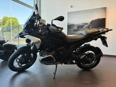 Bmw R 1300 GS Triple Black (2023 - 26) usata