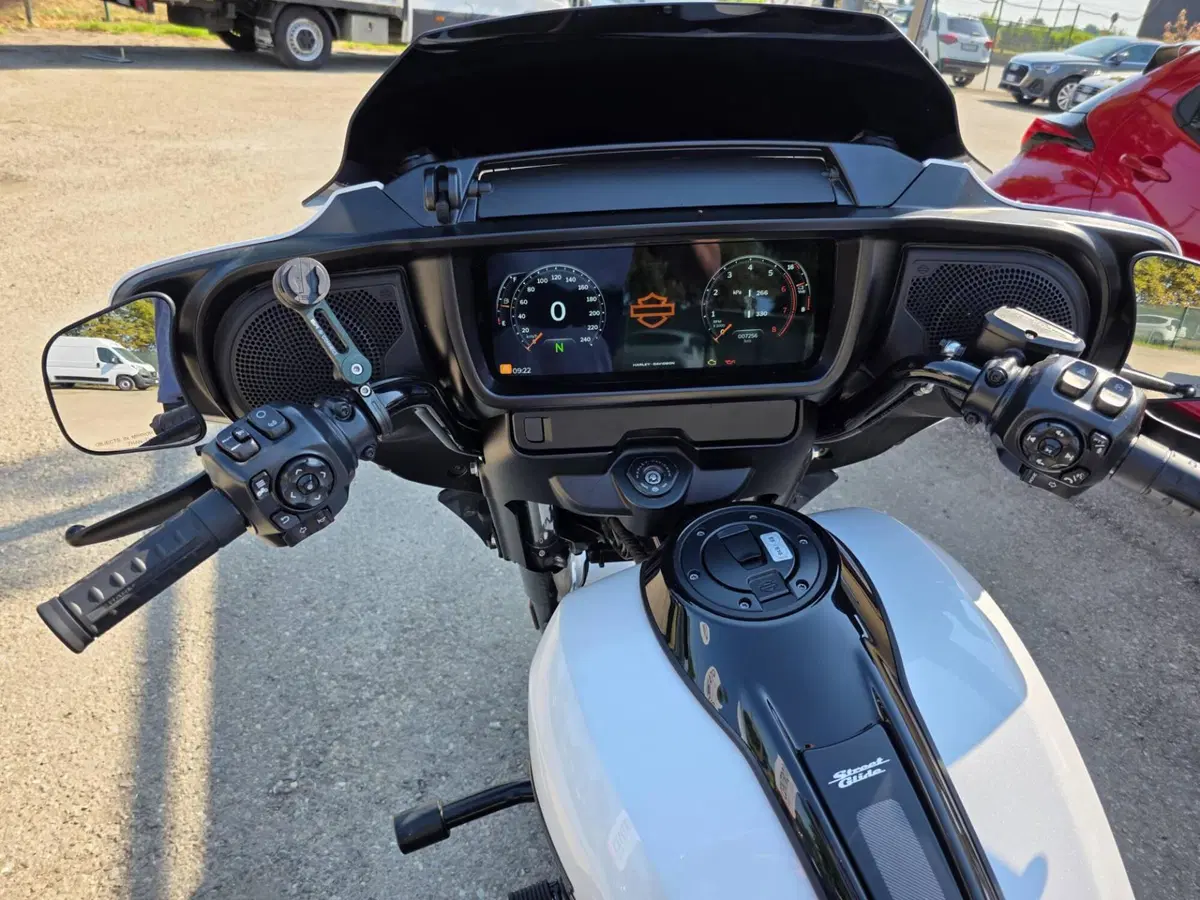 Harley-Davidson Street Glide (2024 - 26) (3)