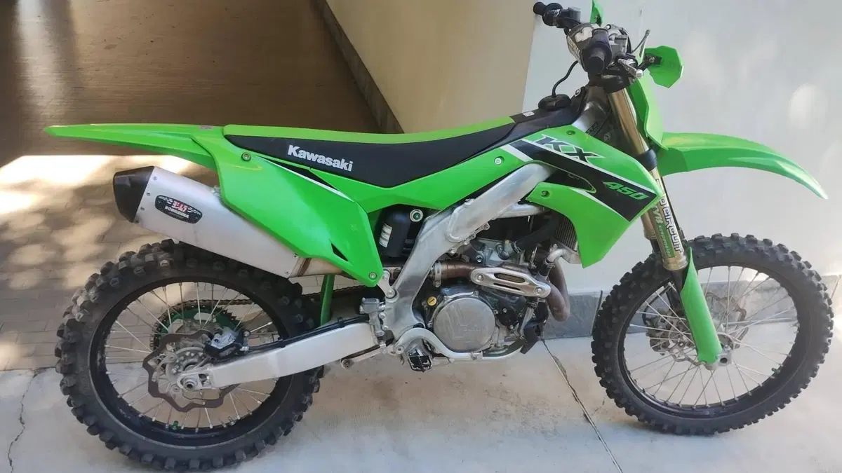 Kawasaki KX450F (2023)