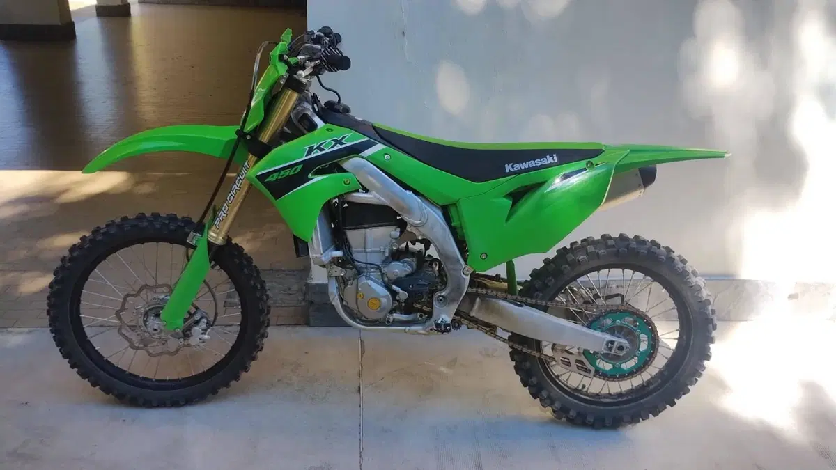 Kawasaki KX450F (2023) (4)