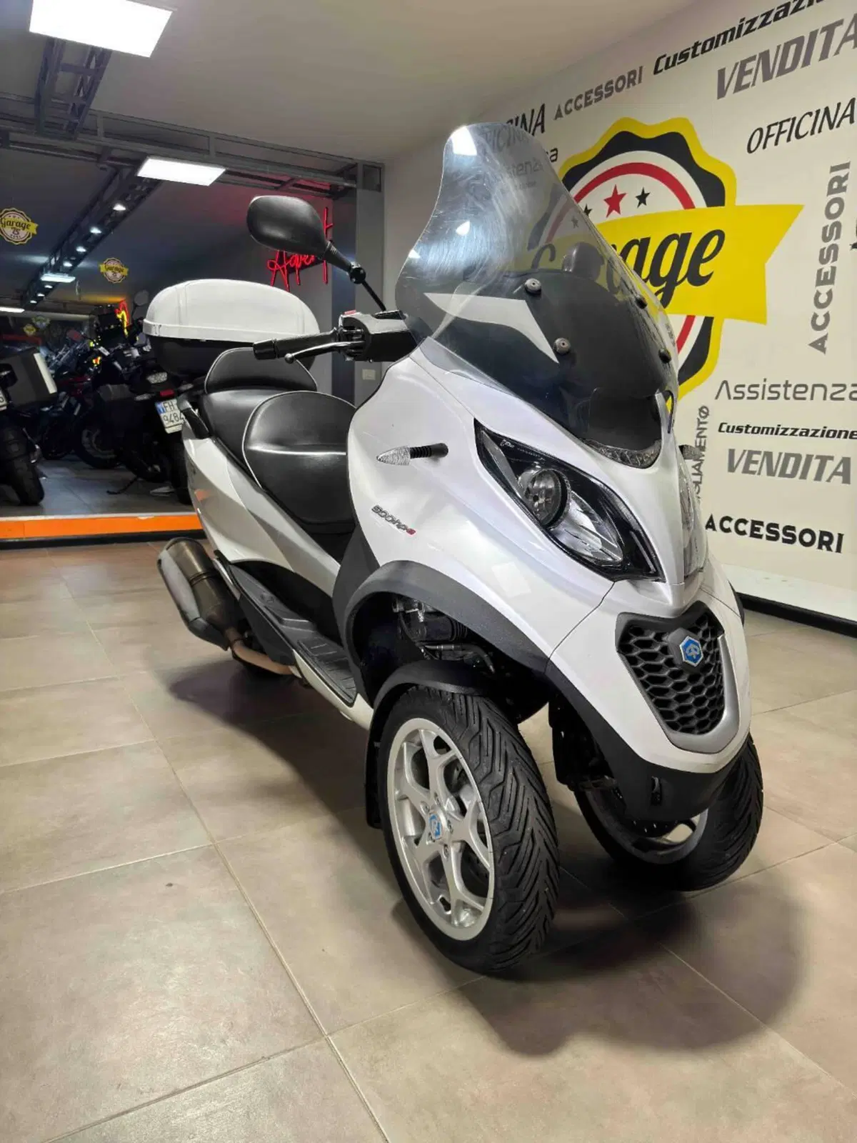 Piaggio MP3 500 ie Business LT (2017 - 18) (2)