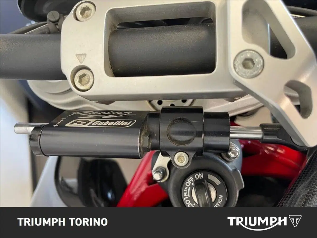 Ducati Hypermotard 1100 (2007 - 09) (8)
