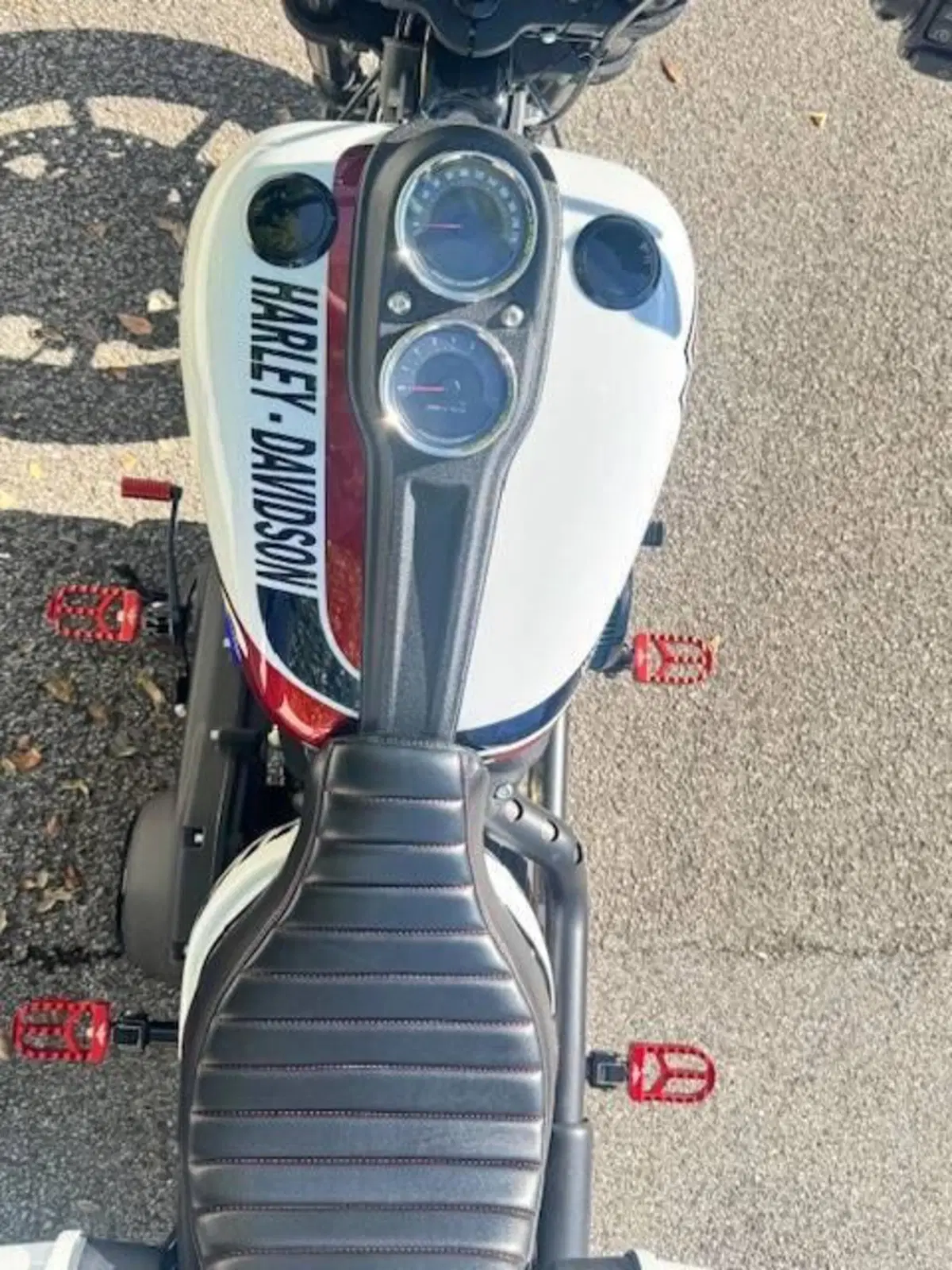 Harley-Davidson 114 Low Rider S (2021) - FXLRS (10)