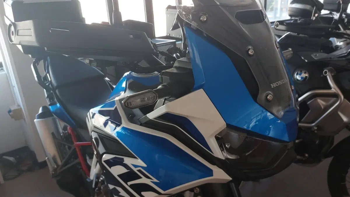Honda Africa Twin CRF 1100L Urban (2022 - 23) (4)