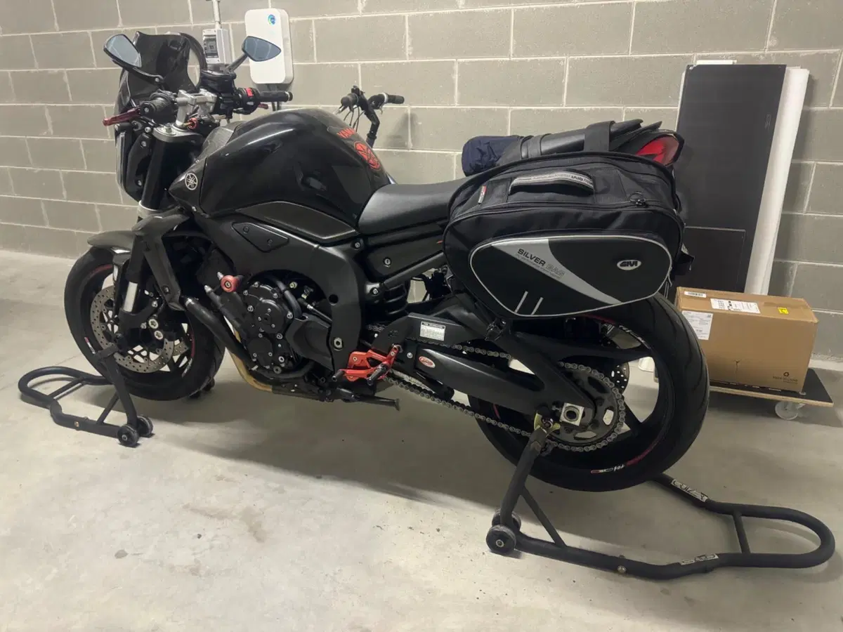 Yamaha FZ1 (2006 - 16) (2)