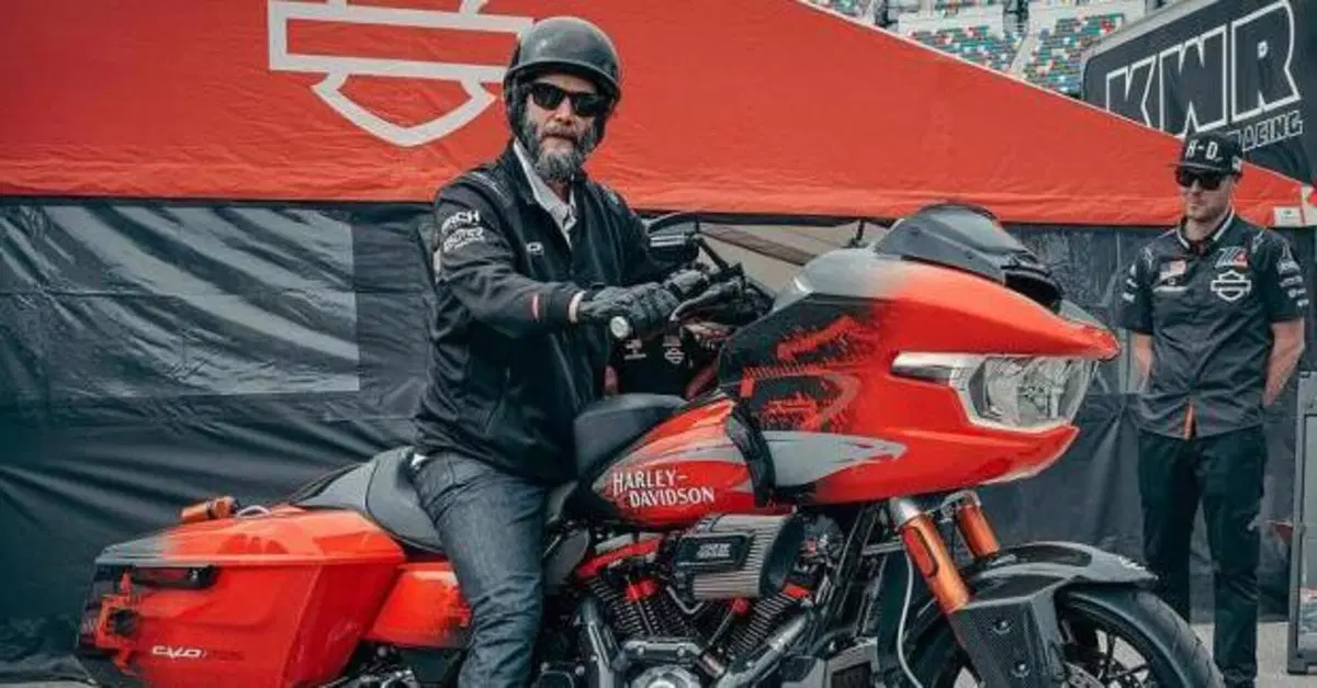 Keanu Reeves in pista, arriva la docuserie sull'avventura racing di ARCH Motorcycle