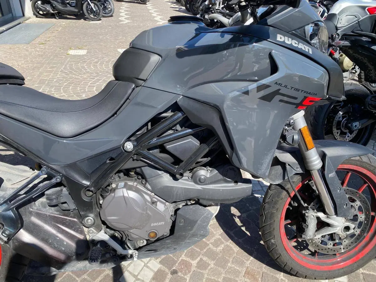 Ducati Multistrada V2 S (2022 - 24) (8)