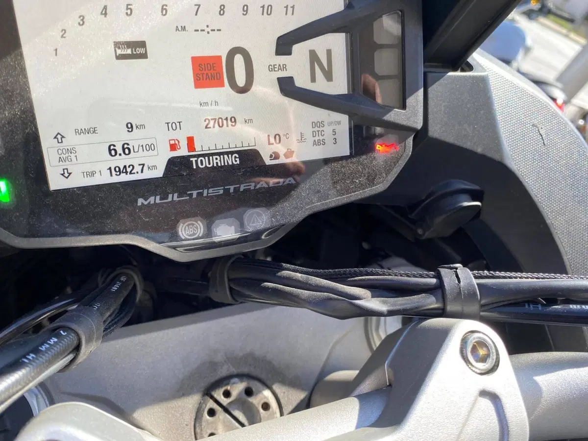 Ducati Multistrada V2 S (2022 - 24) (3)