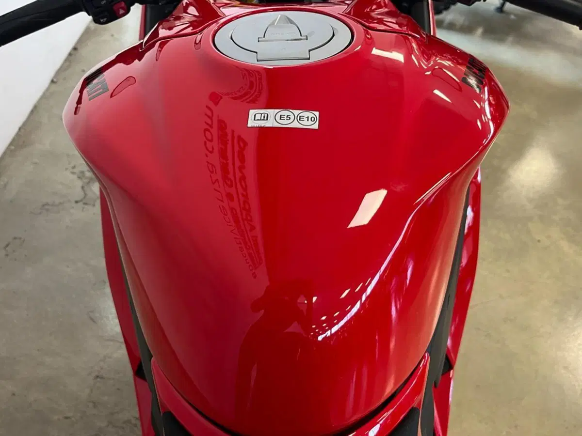 Ducati Panigale V2 (2025 - 26) (9)