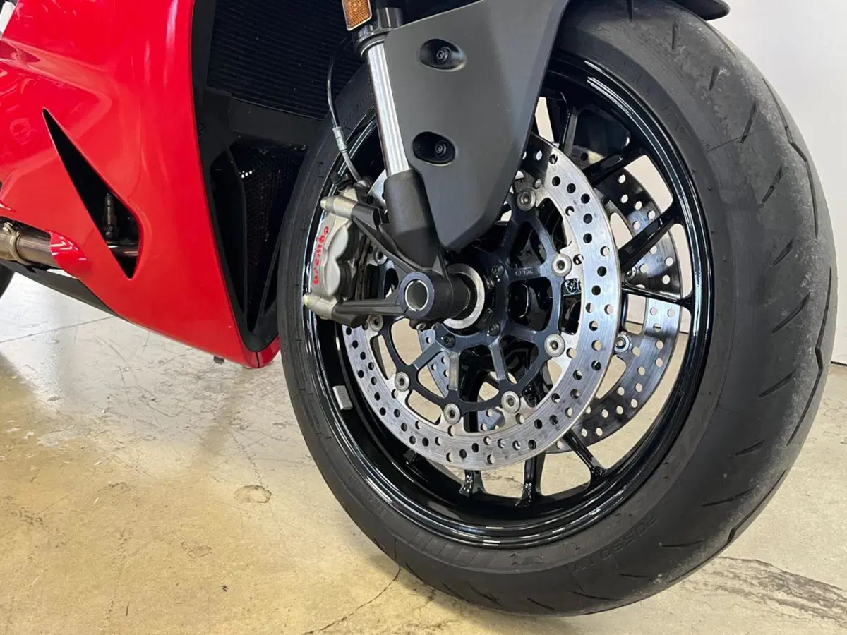Ducati Panigale V2 (2025 - 26) (4)
