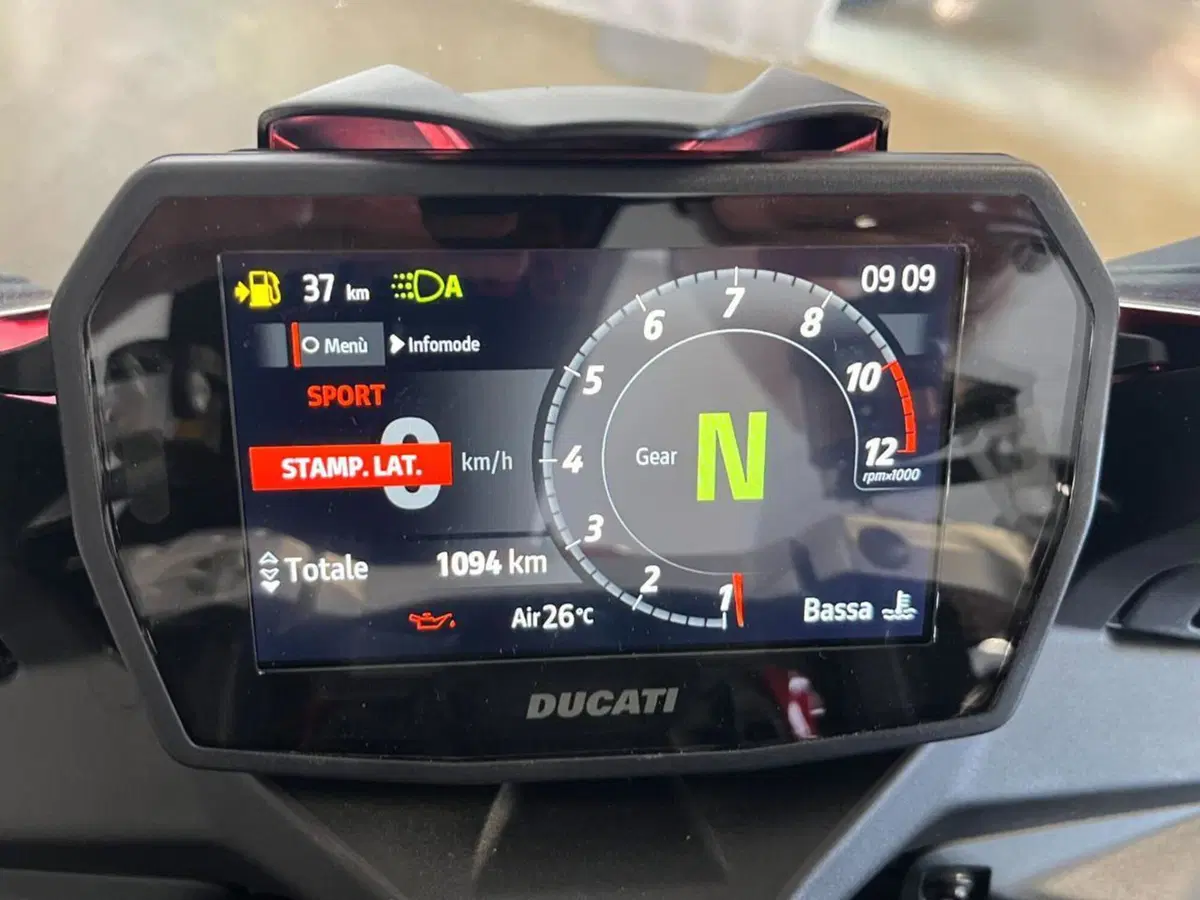 Ducati Panigale V2 (2025 - 26) (12)