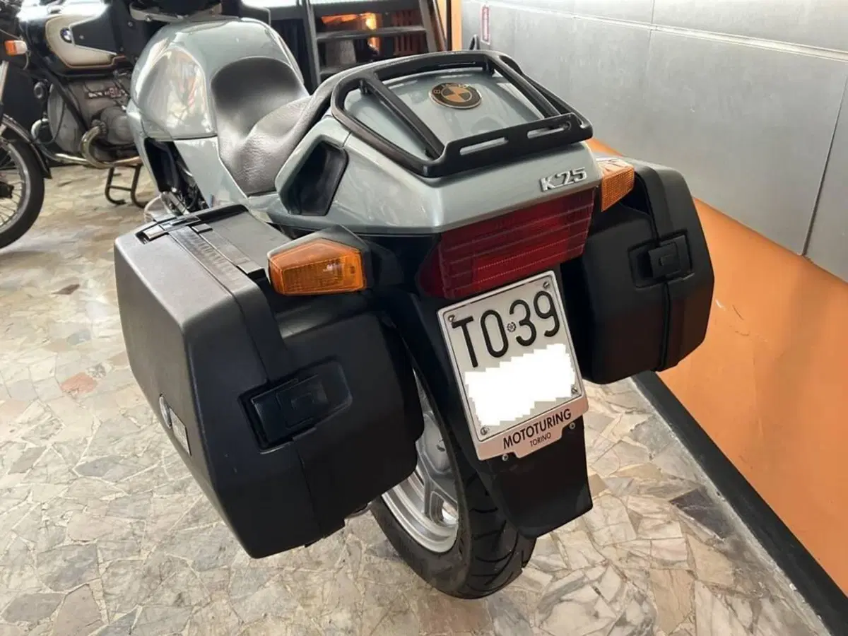 Bmw K75 C (9)