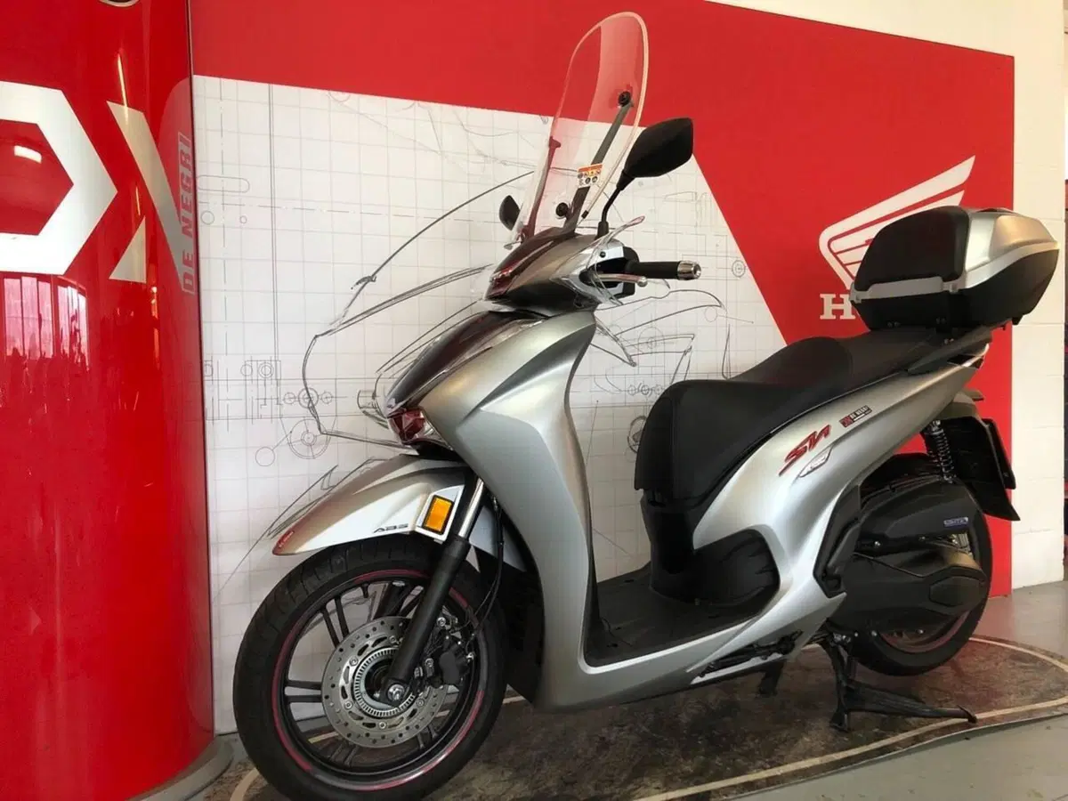 Honda SH 350 (2021 - 24) (2)