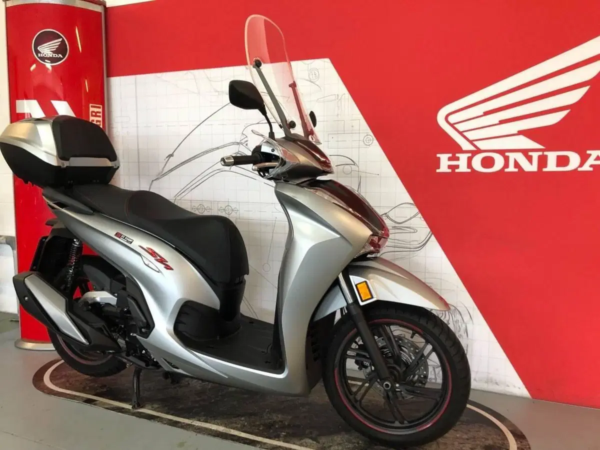 Honda SH 350 (2021 - 24) (4)