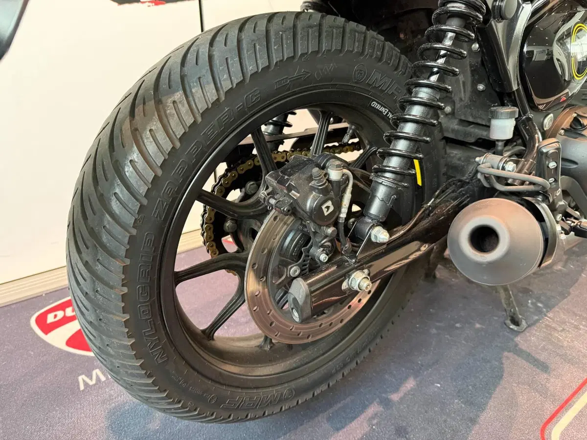 Royal Enfield HNTR 350 (2022 - 26) (6)